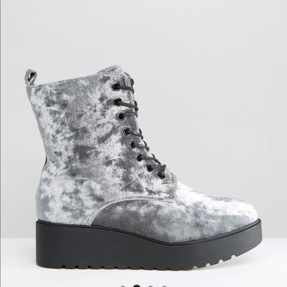 Asos crushed velvet platform boots - Picture 3 of 8
